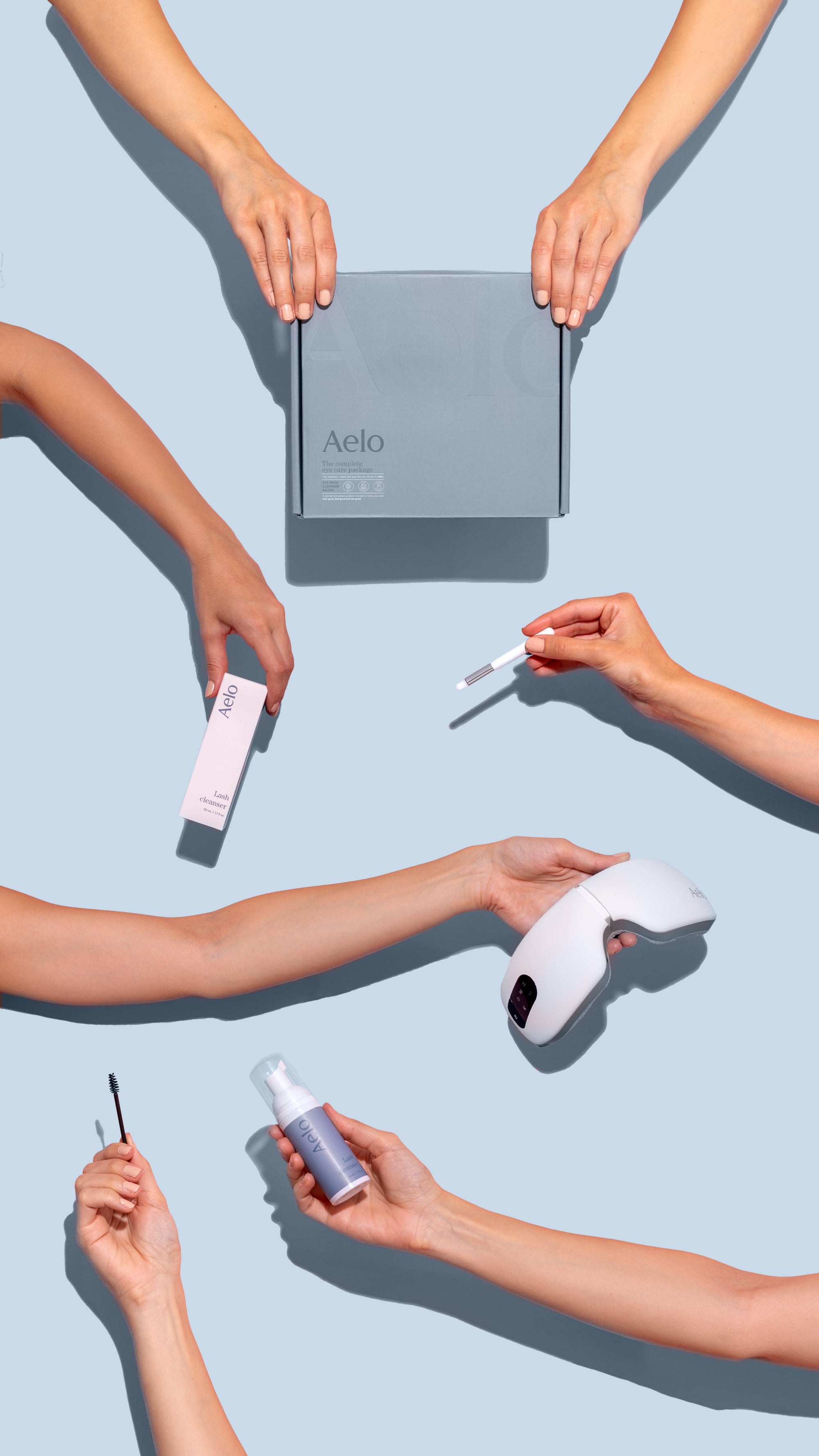 eye mask and lash cleanser - hands gravity defying